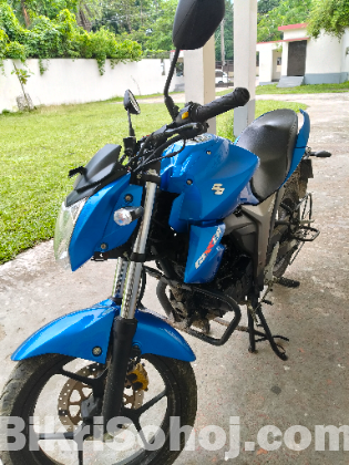 Suzuki gixer monotone